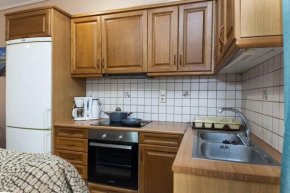 Vironas Delight Cozy 1BD Apartment with Lovely Balcony